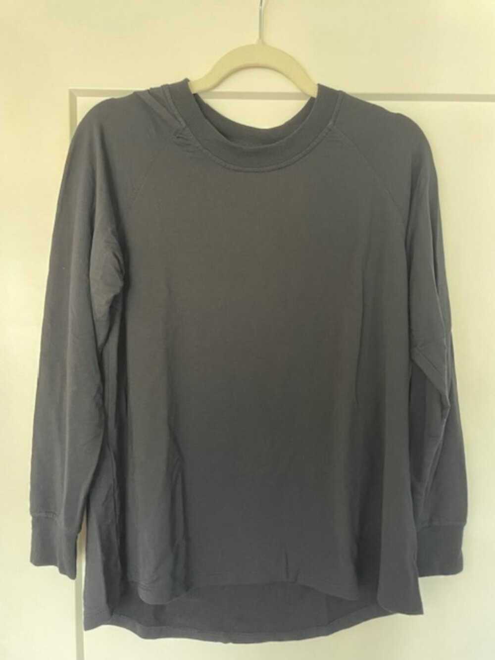 LAKE Black Long Sleeve